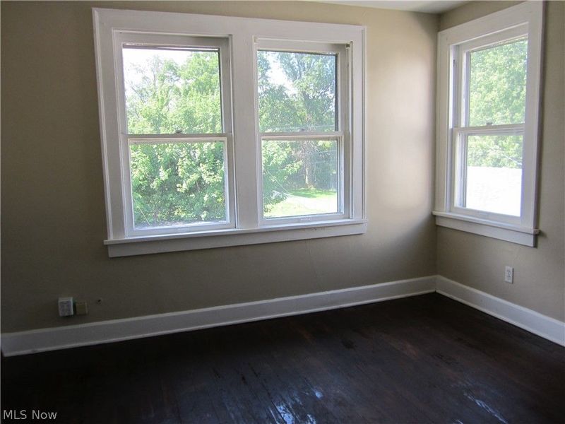 18214 Windward Road, Cleveland, OH 44119 Photo 14