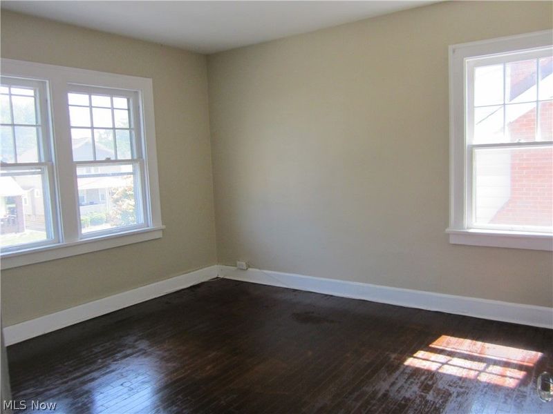 18214 Windward Road, Cleveland, OH 44119 Photo 17