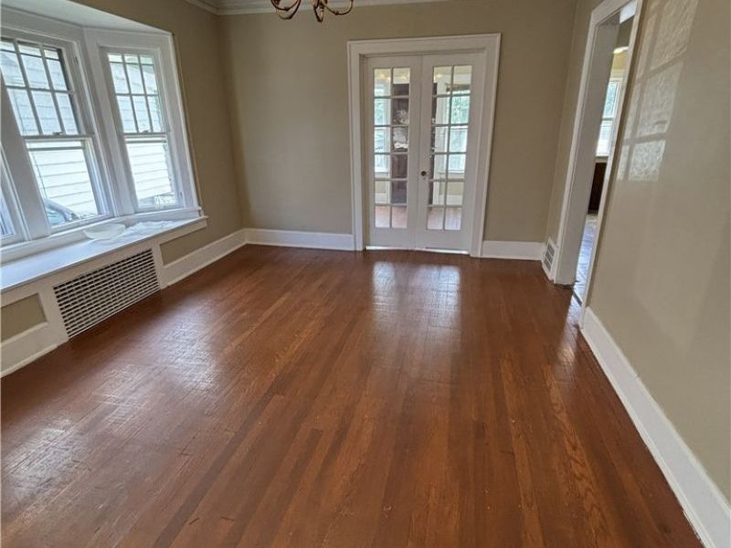 18214 Windward Road, Cleveland, OH 44119 Photo 9