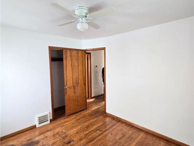 13629 Woodward Boulevard, Garfield Heights, OH 44125 Photo 11