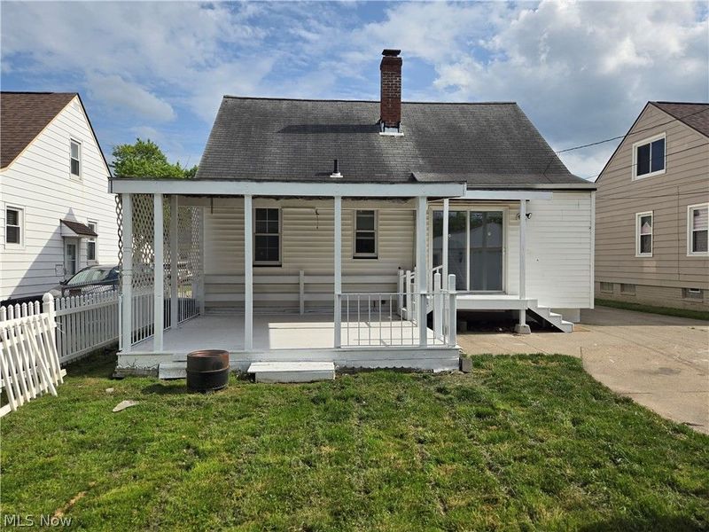 13629 Woodward Boulevard, Garfield Heights, OH 44125 Photo 2