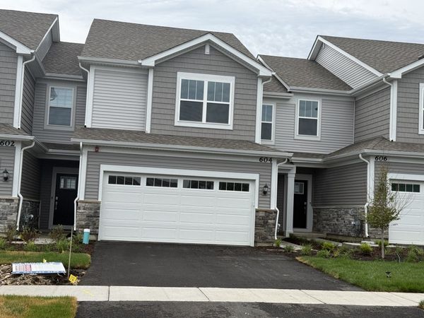 604 Cassia Court , Unit 604, Crystal Lake, IL 60012