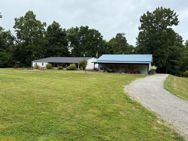 36462 Smith Chapel Road , Logan, OH 43138