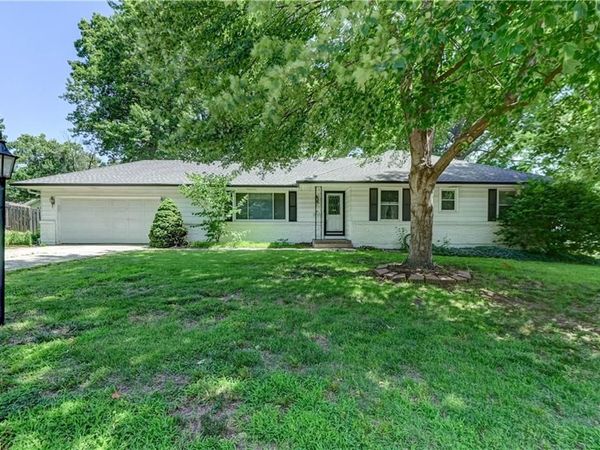 10500 E 79th Terrace, Raytown, MO 64138