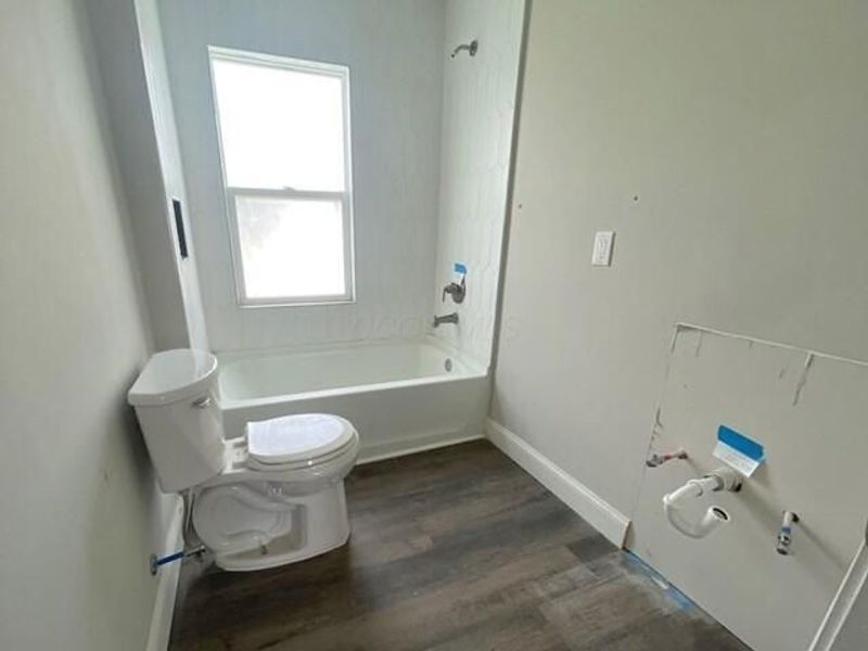 814 E Whittier Street , Columbus, OH 43206 Photo 6