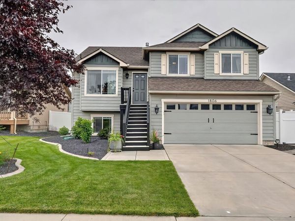 1806 W Maxine Ave, Spokane, WA 99208