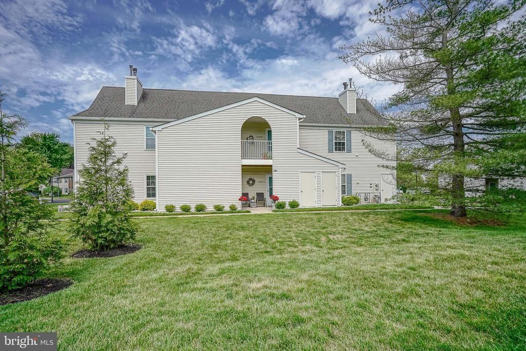 2005a Ferndale Court, Mount Laurel, NJ 08054 Main Photo