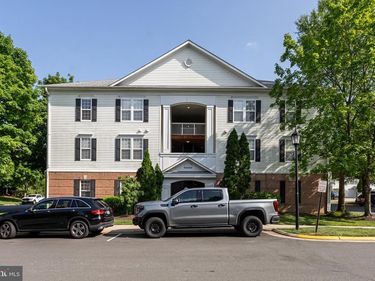42537 ROCKROSE SQUARE, Unit 101, BRAMBLETON, VA 20148