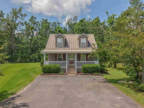 19 FRANK FWY, Iuka, MS 38852