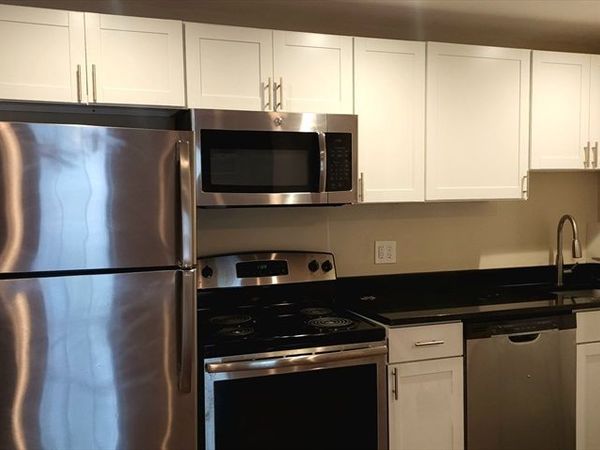 1 Old Colony Rd, Unit 204, Mansfield, MA 02048