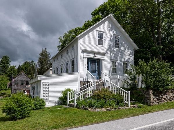 686 Main Street, Weston, VT 05161