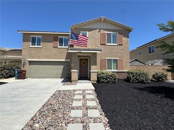 32376 Tyron Smith Court, Winchester, CA 92596