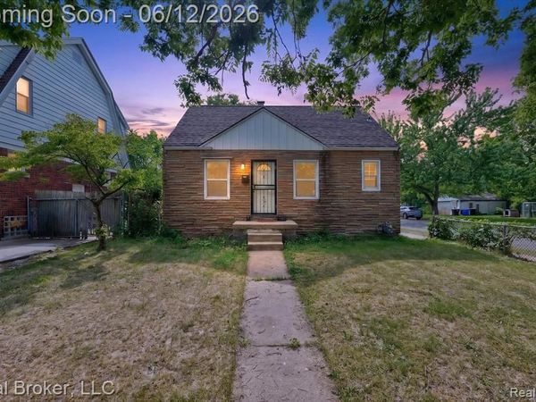 20115 Pelkey Street , Detroit, MI 48205