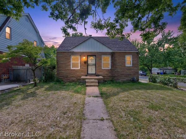 20115 Pelkey Street, Detroit, MI 48205