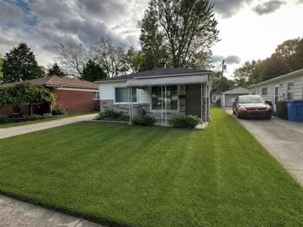 4484 Ziegler Street, Dearborn Heights, MI 48125