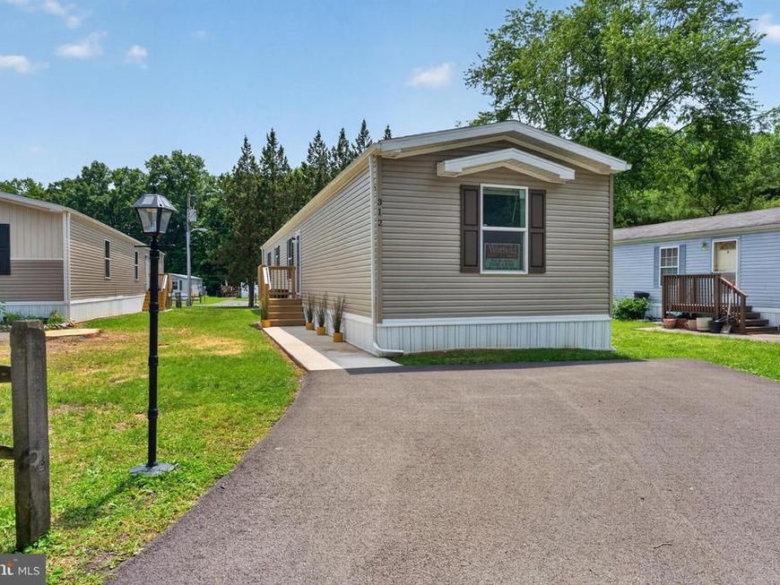 312 Bauers Drive, Edgewood, MD 21040 Main Photo