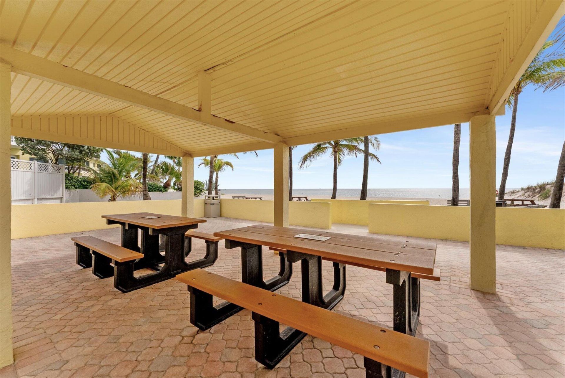 1391 S Ocean Boulevard S, Unit 906, Pompano Beach, FL 33062 Photo