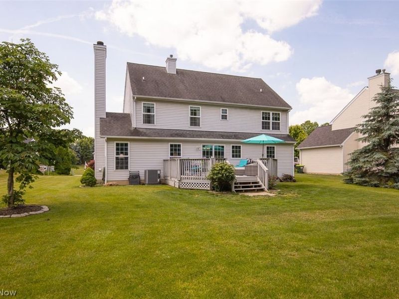 33316 Ambleside Drive, Avon Lake, OH 44012 Photo 2