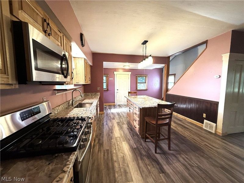 10302 State Road, North Royalton, OH 44133 Photo 4