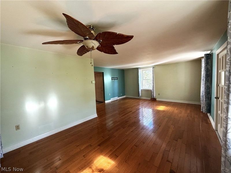 10302 State Road, North Royalton, OH 44133 Photo 9