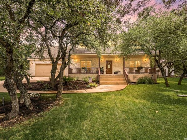 606 Misty Water Ln, San Antonio, TX 78260