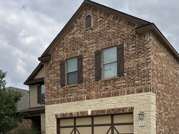 223 ANCHOR BLF, Universal City, TX 78148