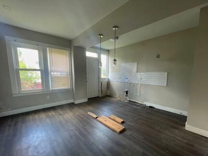 816 E Whittier Street , Columbus, OH 43206 Photo 4