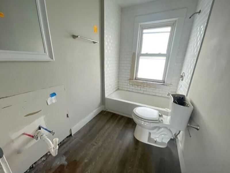816 E Whittier Street , Columbus, OH 43206 Photo 6