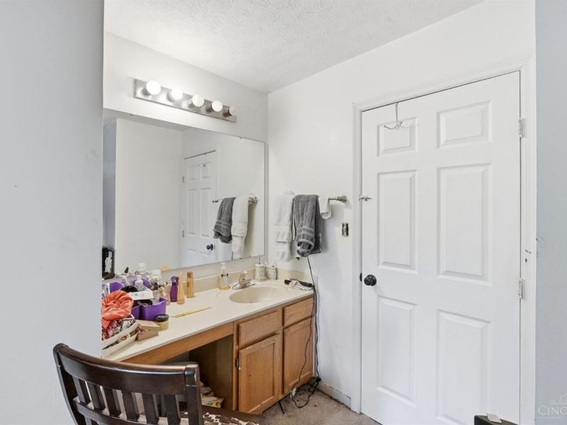 3433 Reading Road, Cincinnati, OH 45229 Photo 28