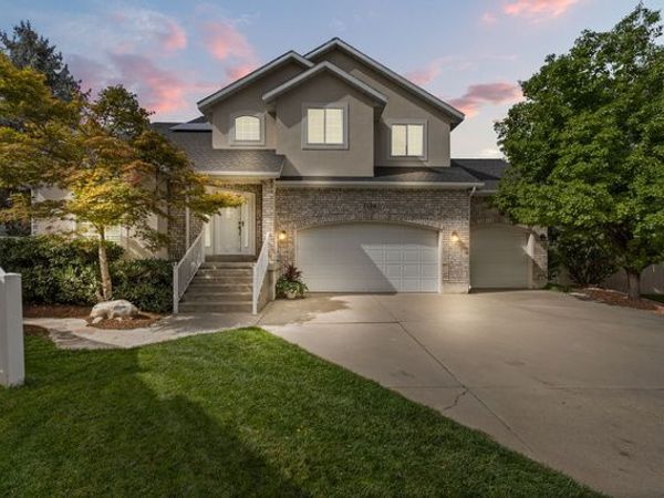 7126 S GRIFFITHS PL, Cottonwood Heights, UT 84121