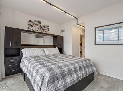 100 N Arlington Avenue, Unit 22H, Reno, NV 89501 Photo