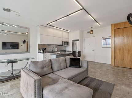 100 N Arlington Avenue, Unit 22H, Reno, NV 89501 Photo
