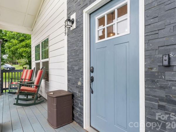 329 W F Street , Newton, NC 28658