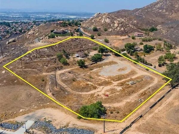 11455 Pigeon Pass, Moreno Valley, CA 92557