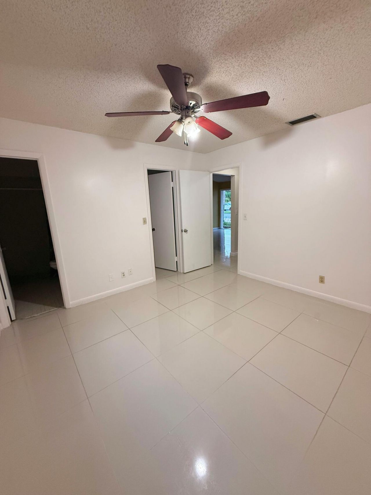 23 Chelsea Lane, Boynton Beach, FL 33426 Photo