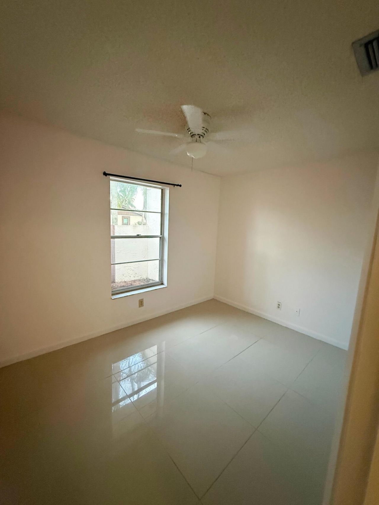 23 Chelsea Lane, Boynton Beach, FL 33426 Photo