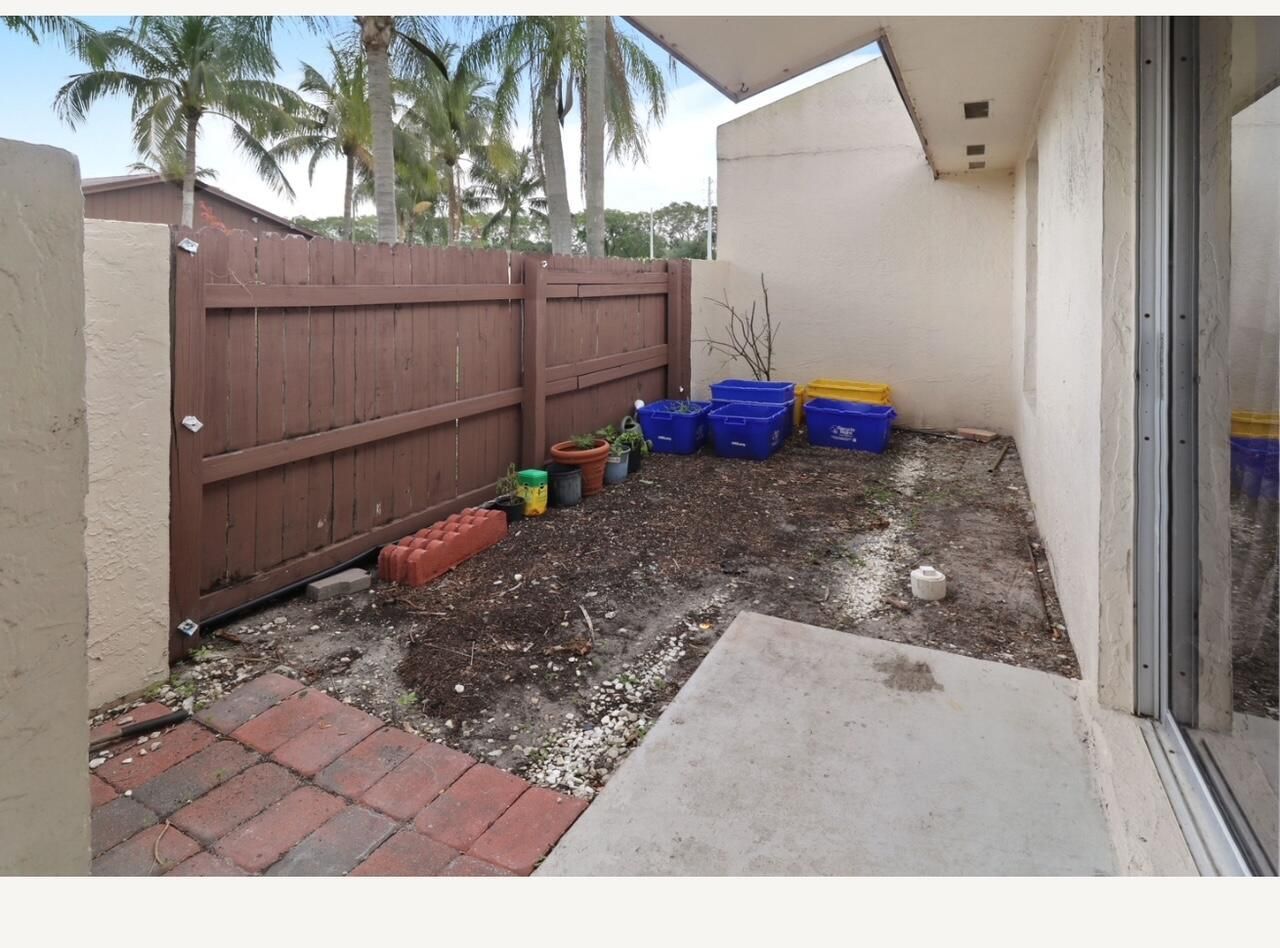 23 Chelsea Lane, Boynton Beach, FL 33426 Photo