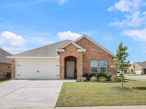 740 Soar Sky Way, Lavon, TX 75166