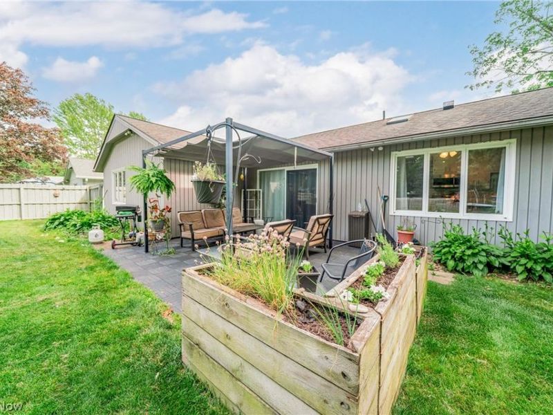 6165 Creekside Lane, North Ridgeville, OH 44039 Photo 32