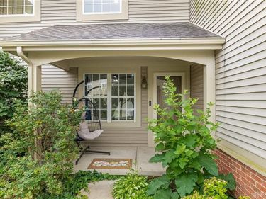 3975 Turnberry Way, Beavercreek, OH 45430