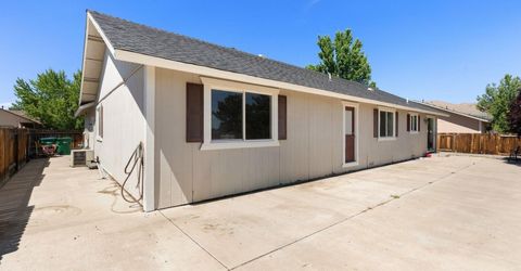 170 Monumental Circle, Sparks, NV 89436 Photo