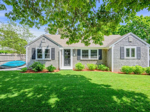 204 Trotting Park Road, West Dennis, MA 02670