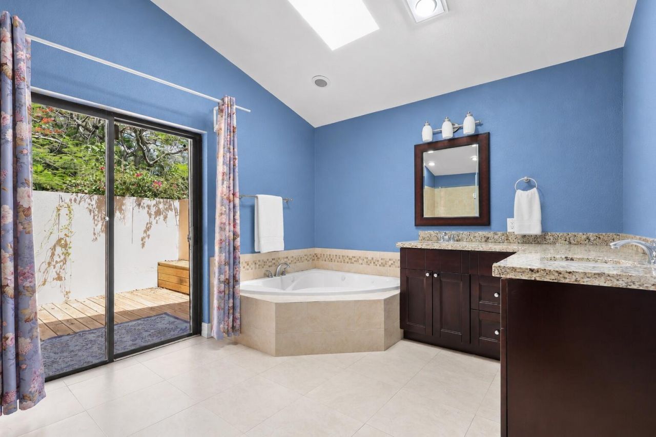 6044 NW 66th Way, Parkland, FL 33067 Photo