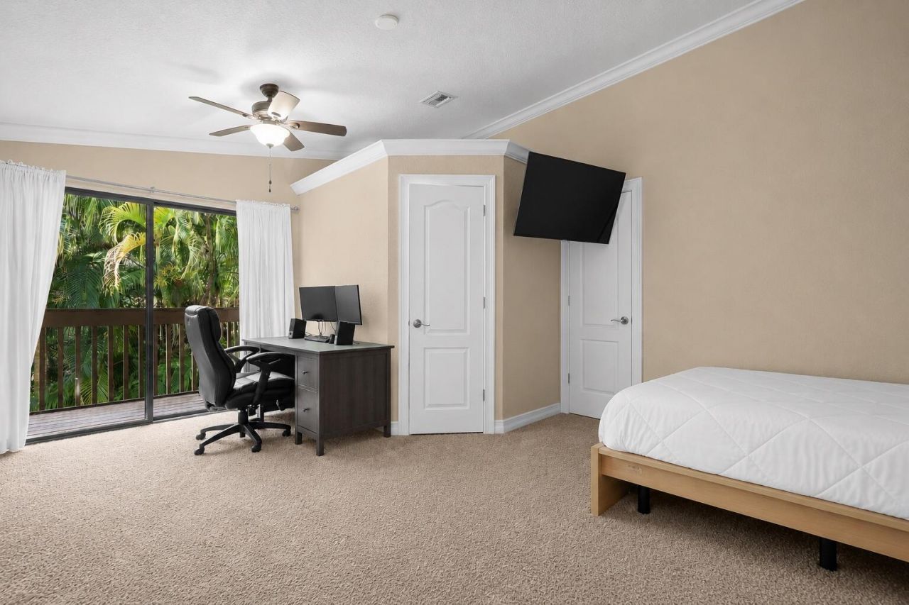 6044 NW 66th Way, Parkland, FL 33067 Photo