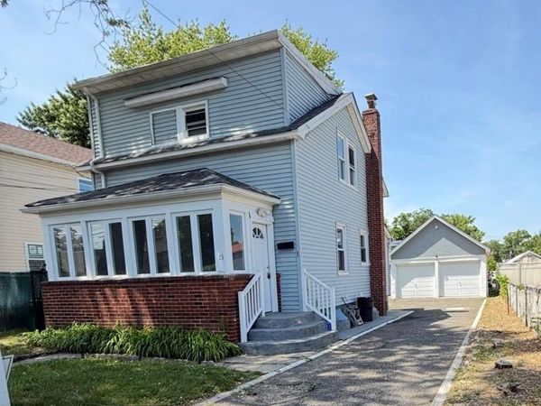 15 Mirin Avenue , Roosevelt, NY 11575