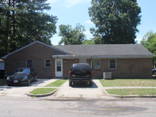 305 E Richard Street , Ahoskie, NC 27910