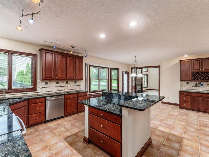8540 Oakshire Drive, Pickerington, OH 43147 Photo 23