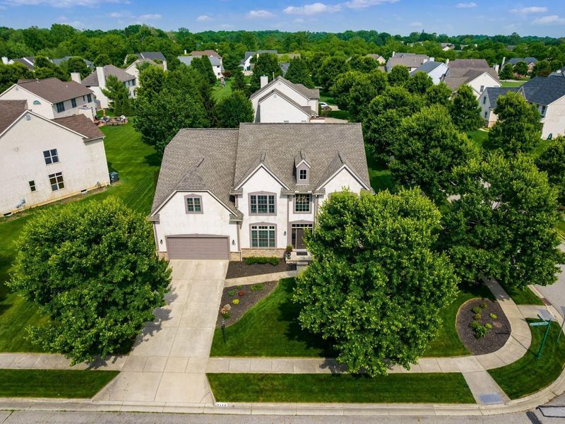 8540 Oakshire Drive, Pickerington, OH 43147 Photo 4