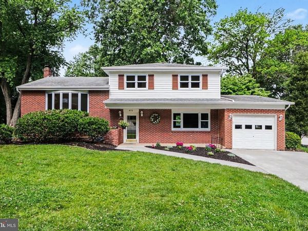 412 ALLEGHENY DRIVE, MECHANICSBURG, PA 17055