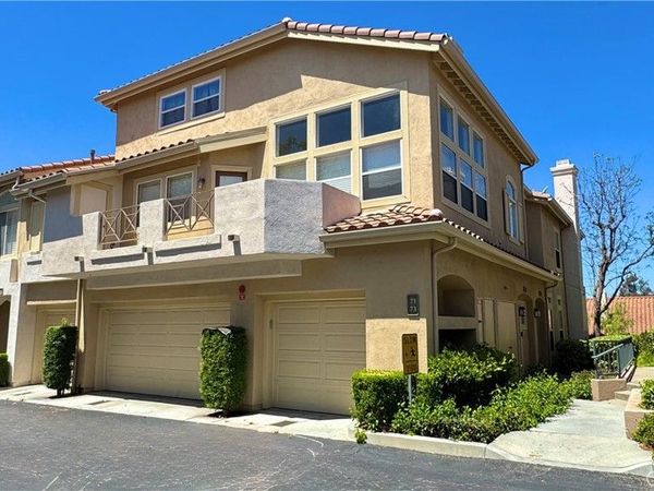 73 Camino Del Oro, Rancho Santa Margarita, CA 92688